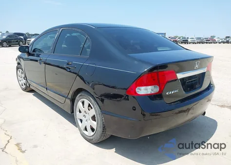 2010 Honda Civic Lx z USA, uszkodzony, nr VIN 2HGFA1F53AH309332